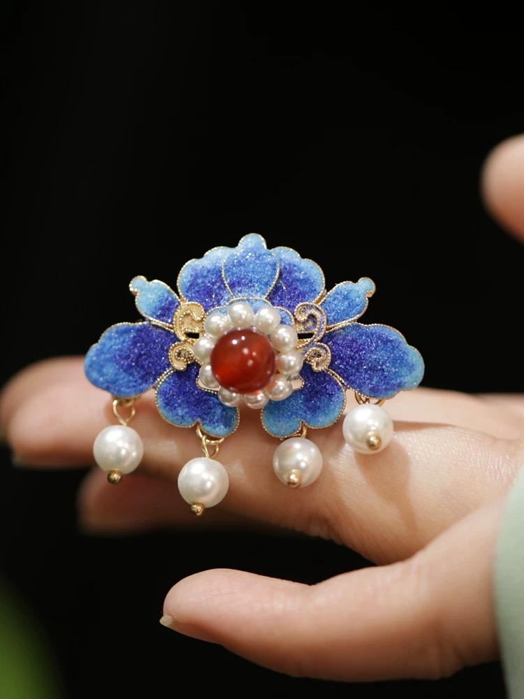Enamel process hairpin