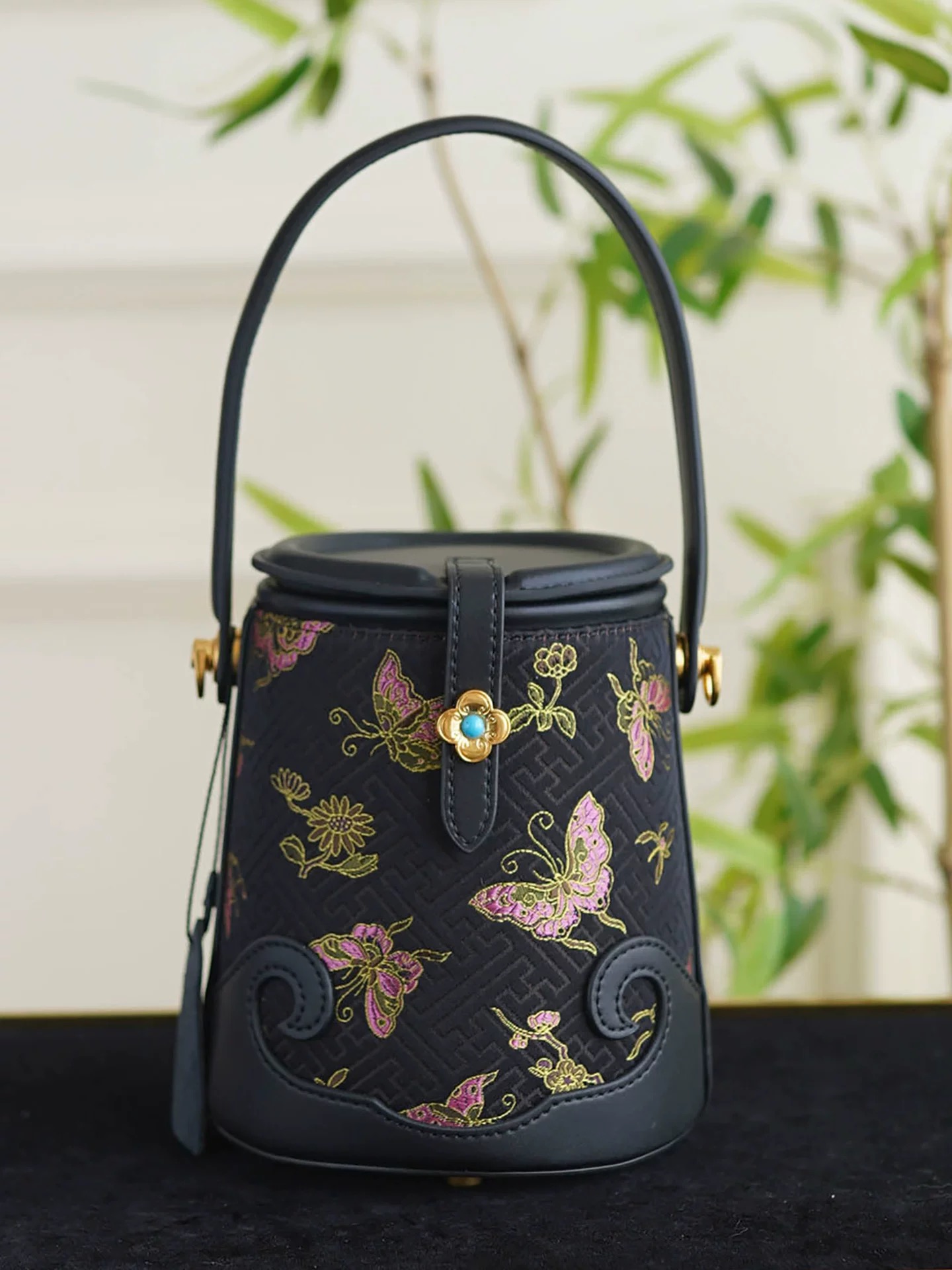 Song Brocade Butterfly & Blossom Pattern Bucket Bag