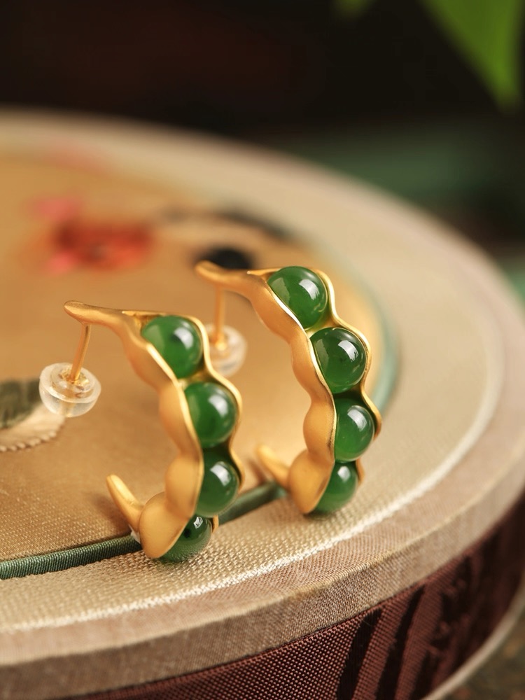 Hetian Jade Earrings - Lucky Bean