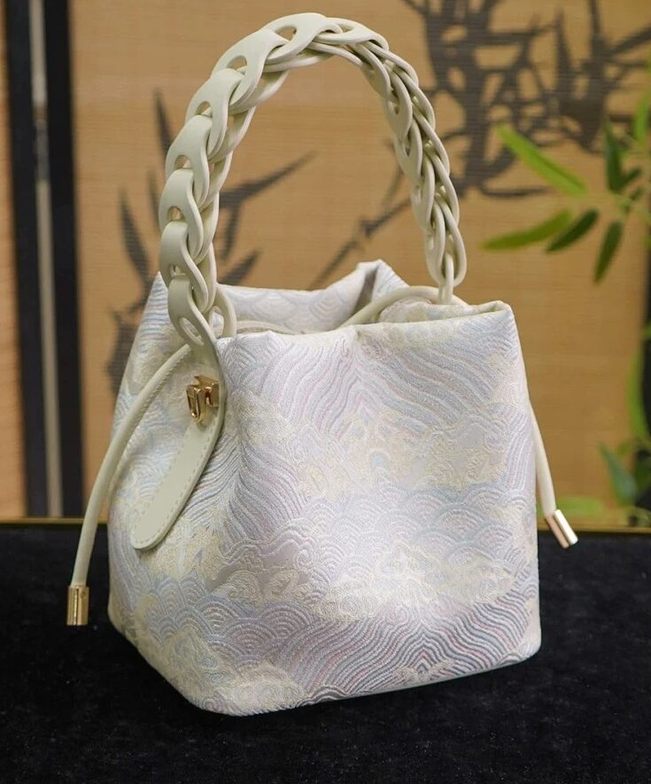 Yun Brocade